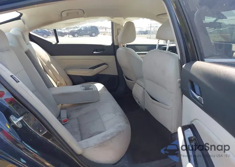 2021 Nissan Altima Sv Fwd z USA, uszkodzony, nr VIN 1N4BL4DV2MN301171